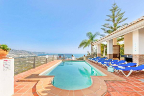 Villa Alcahuey, Torrox